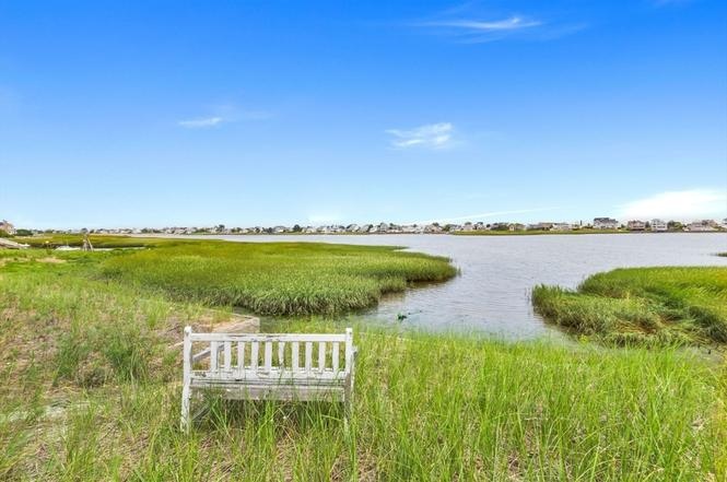 9 Brock Ave. - Image 2