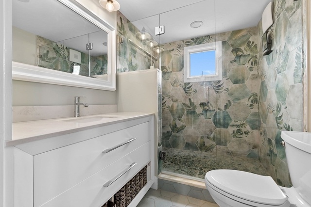 9 Brock Ave. - Image 13