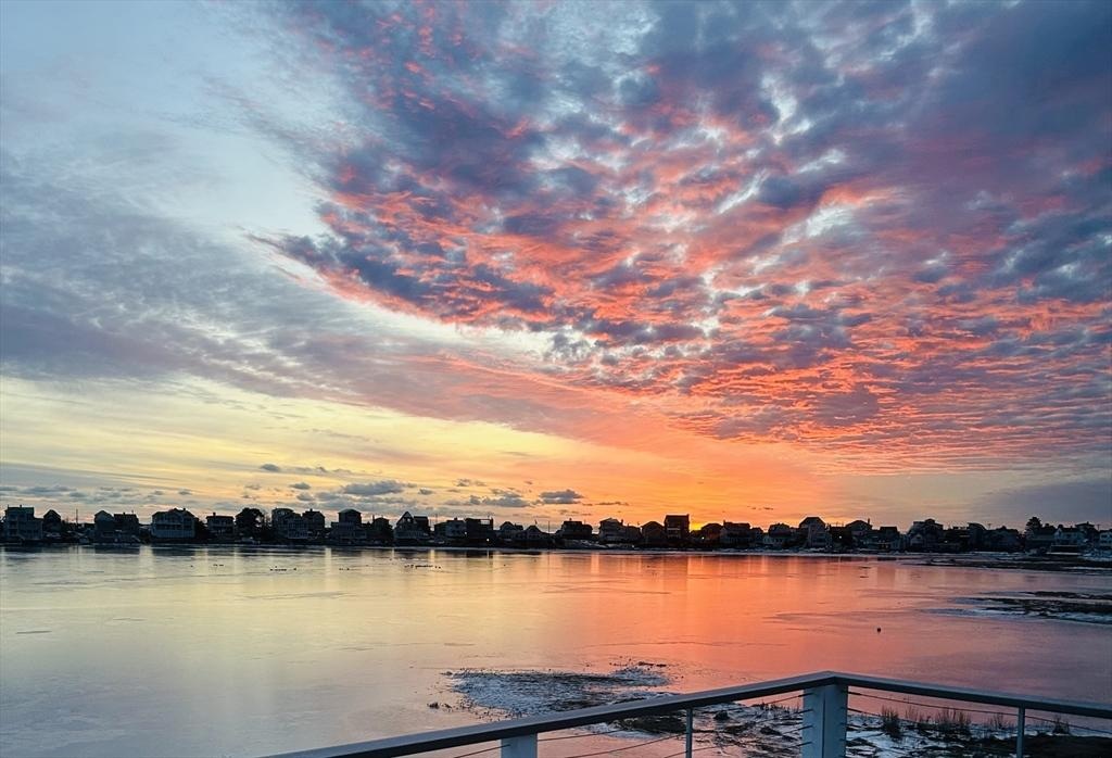 9 Brock Ave. - Image 4